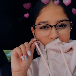 Meet your Posher, Brianna